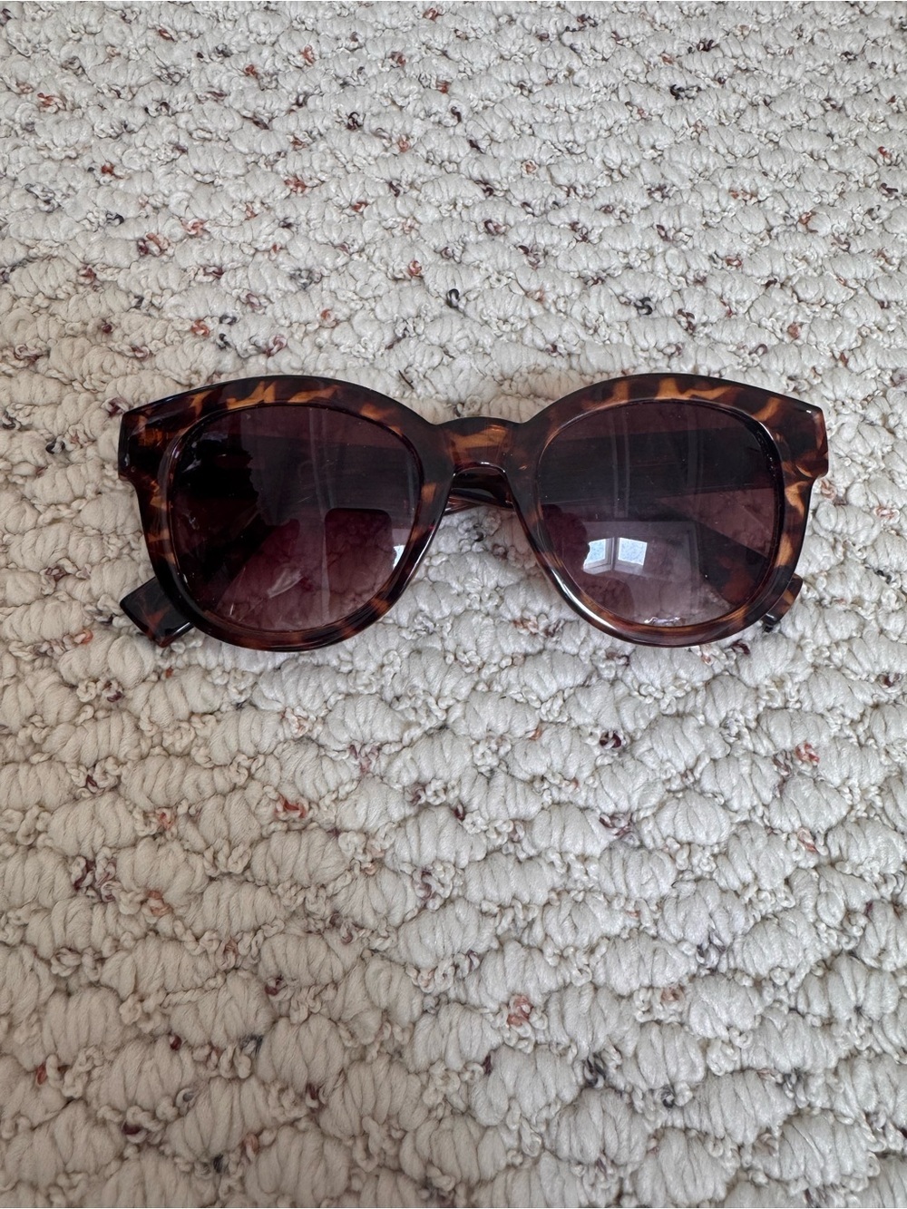 JCrew Classic Tortoiseshell Women’s Sunglasses - Brown Lens 0132